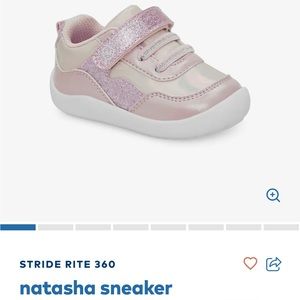 New STRIDE RITE 360 size 4 sneaker